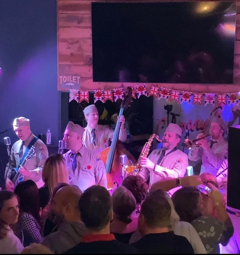 Bar 35 Lounge Seating