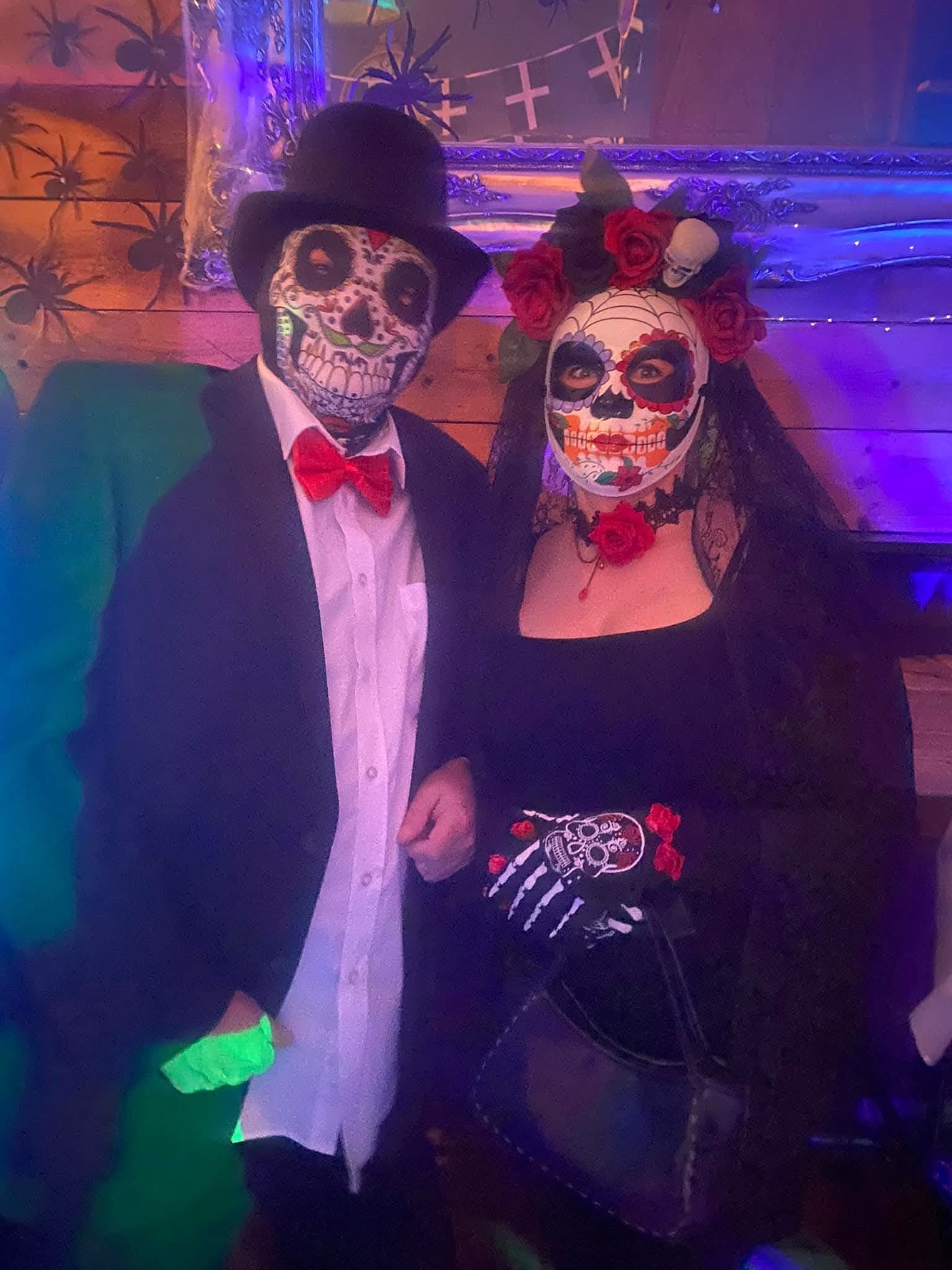 Día de los Muertos Costumes