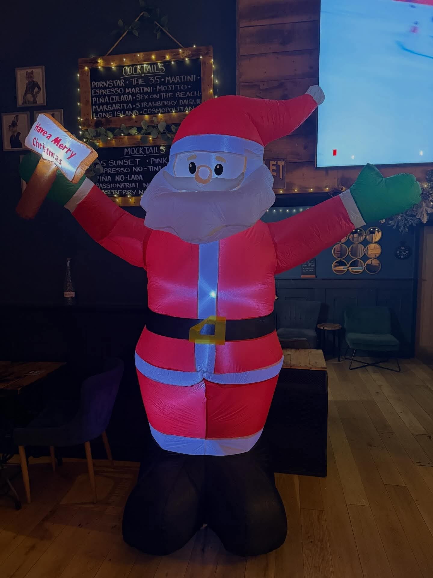 Santa at Bar 35